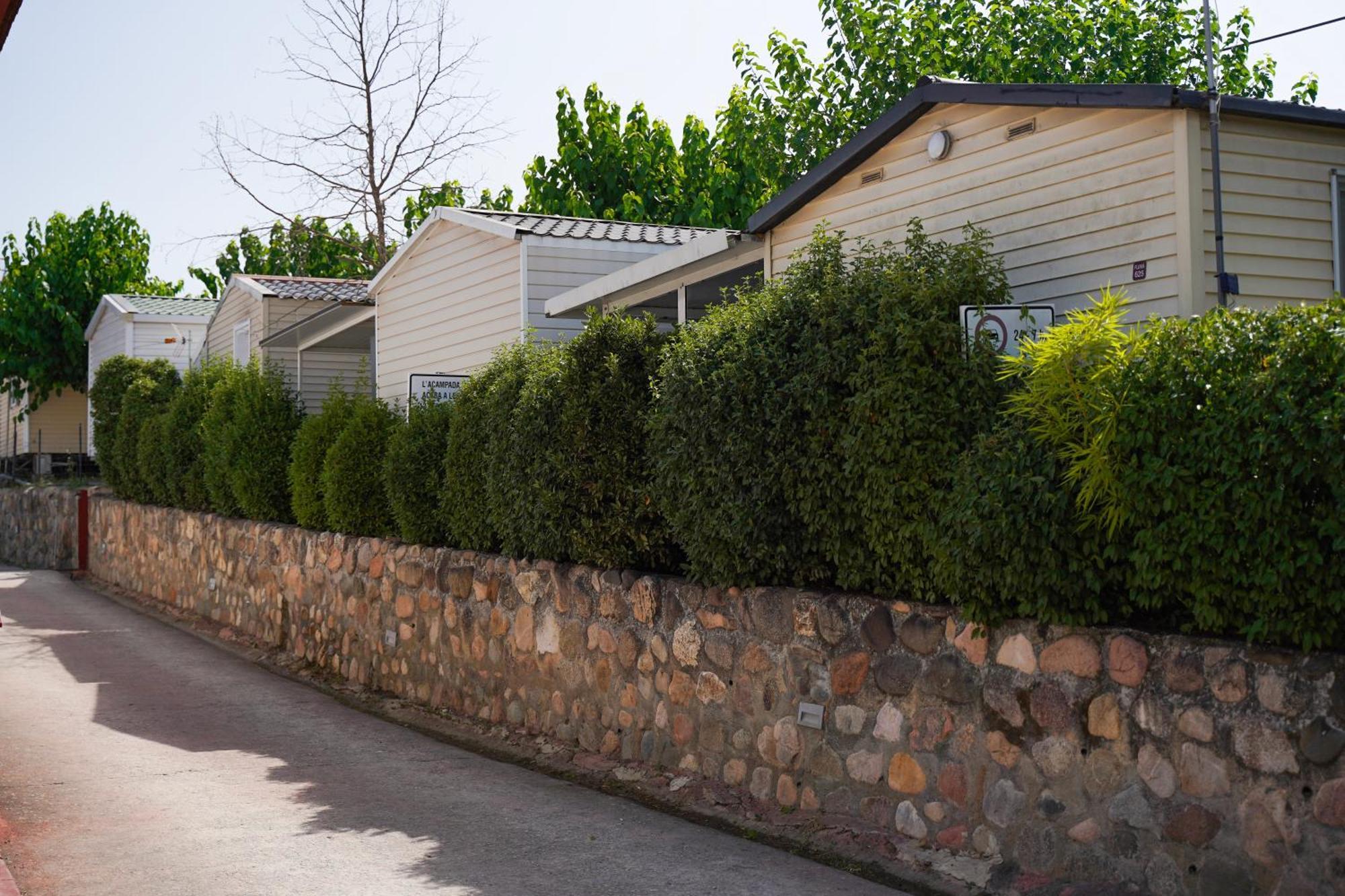 Camping Vila Village Sant Feliu de Buixalleu Exterior photo